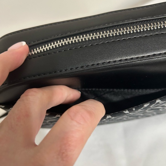 Michael Kors crossbody bag - Picture 9 of 13